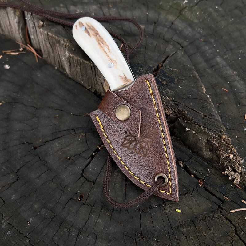 Arak Boyun Bıçağı (Geyik Boynuzu Kabza)